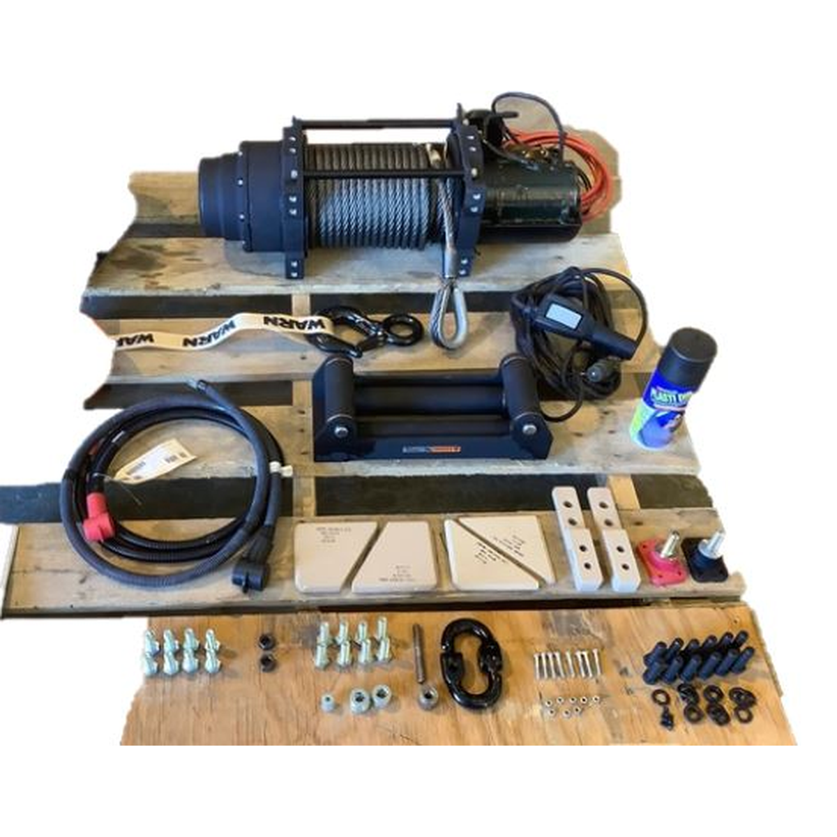 Warn 18 Series Winch - 18k Pound Capacity with Accessories - part G1954767 - USA Supply (1 of 2)