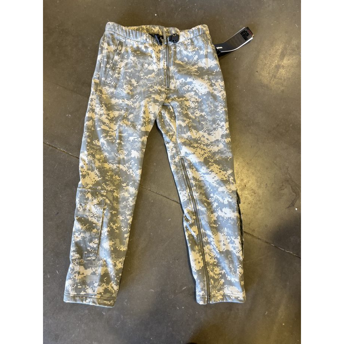 Free IWOL Massif Trousers - Open Box - part 84150157732852BR5 - USA Supply