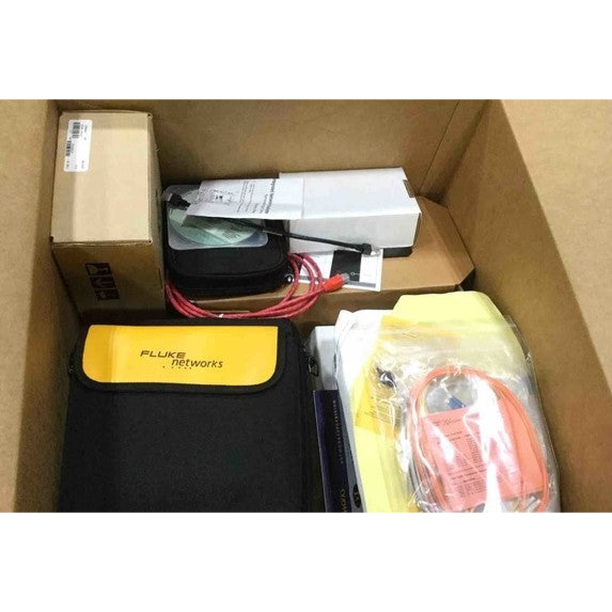 Fluke OPVS3-GIG/RD/PV/AN Lan Analyzer - New - Open Box (1 of 3)