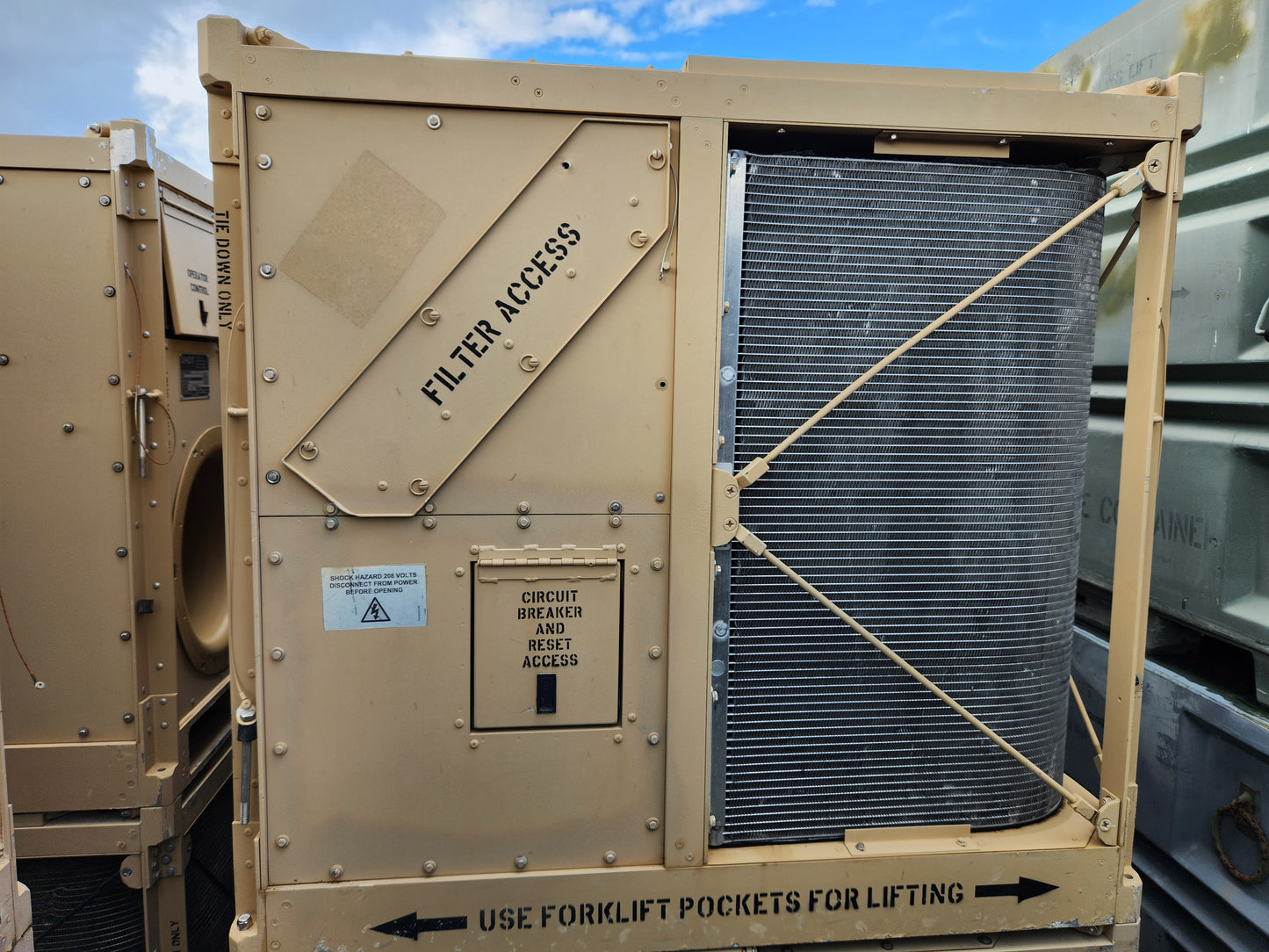 
                  
                    HDT Global F100-60K (5 TON) A/C Unit
                  
                