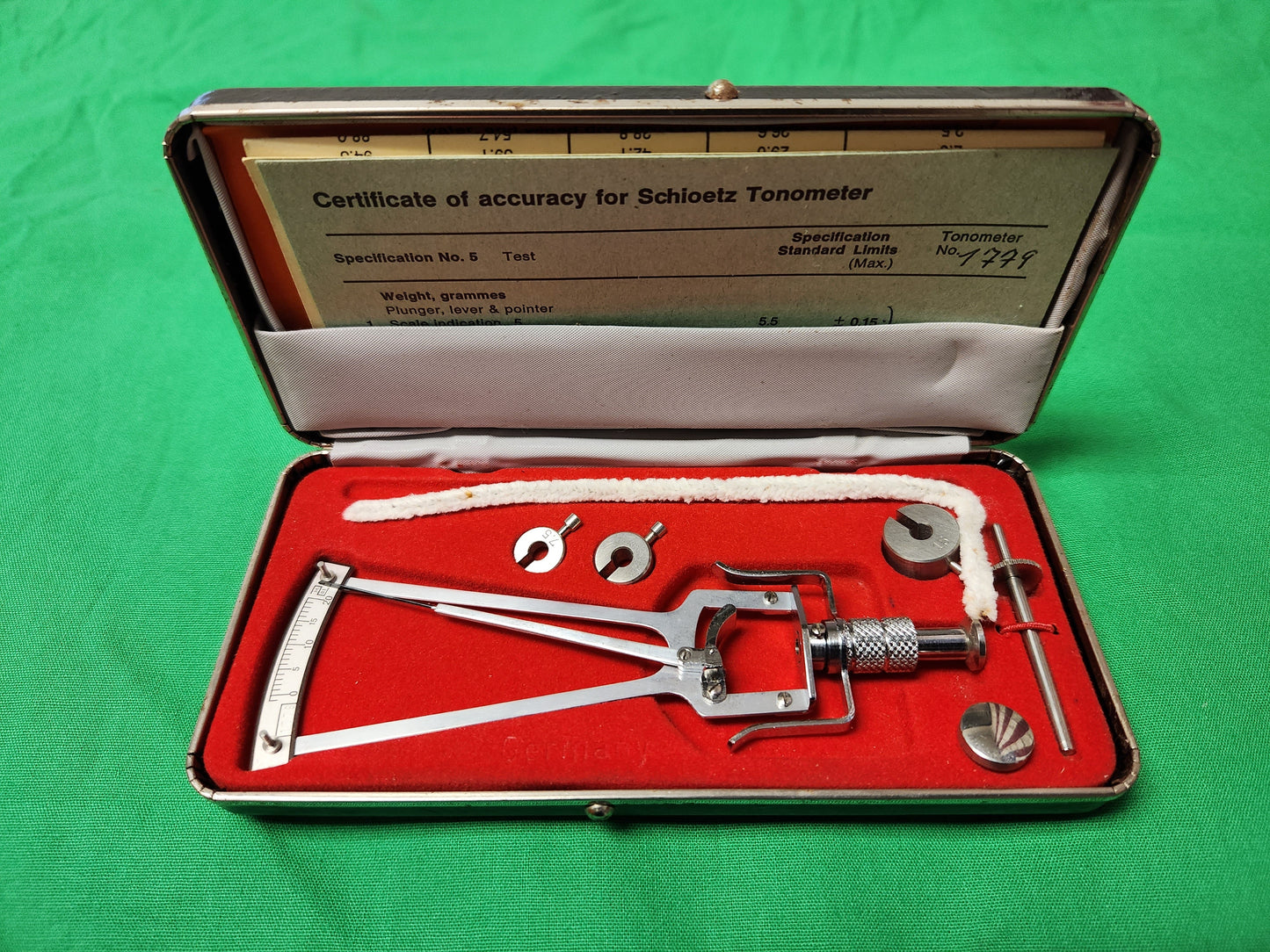 Vintage Schioetz Tonometer – USA Supply