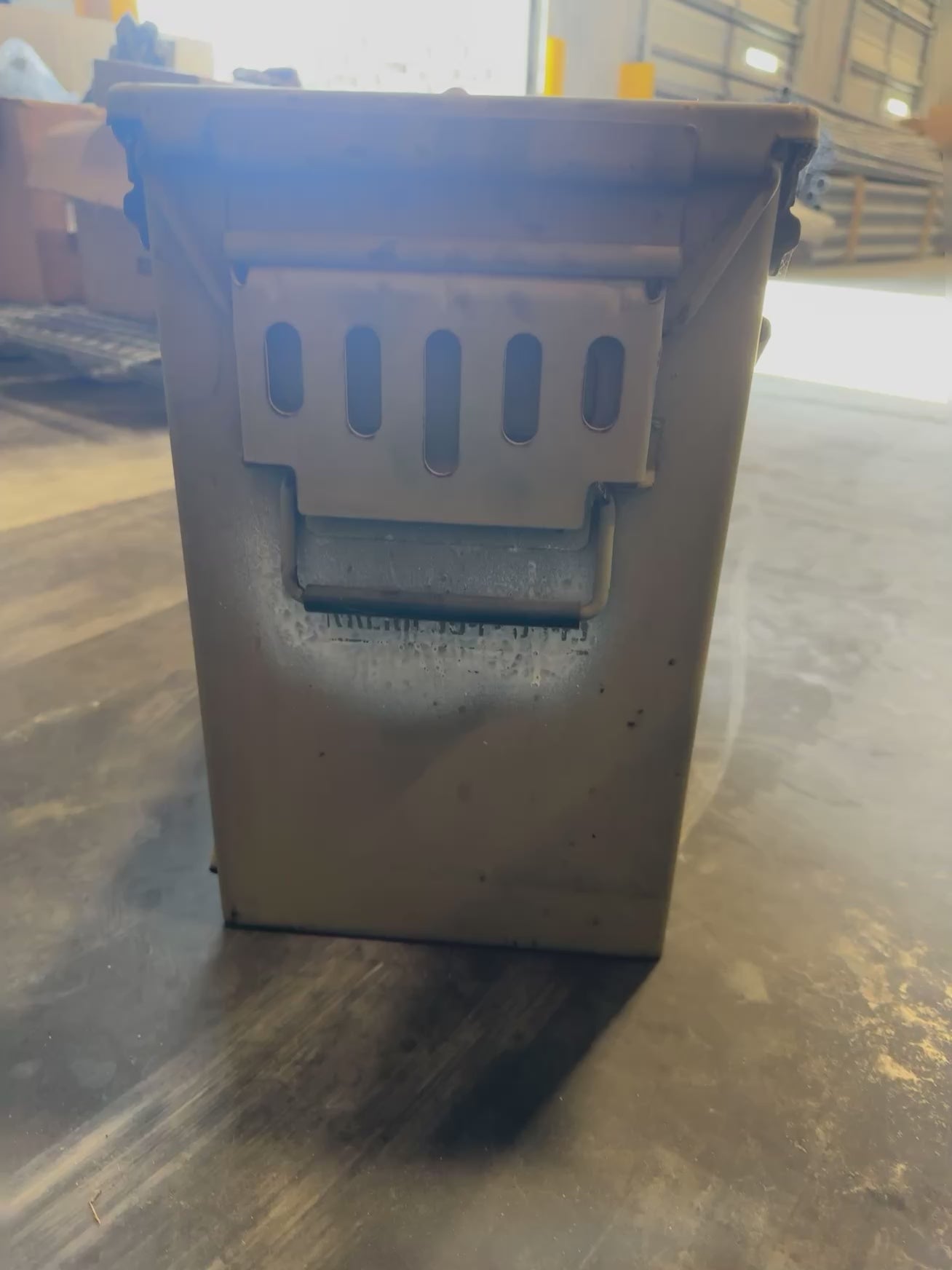 VVietnam Era UN Army Green Ammo Box – Rare Vintage Military Ammunition Storage Box (Used)
