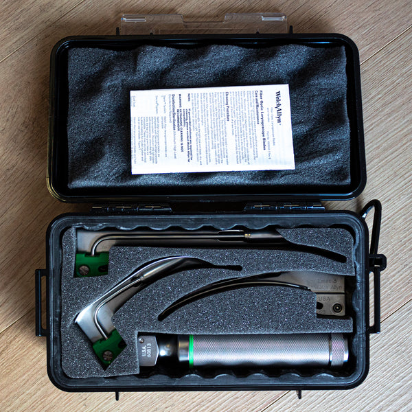 Welch Allyn MIL5072 Small Fiber Optic Laryngoscope Kit With Blades NEW - Open Box